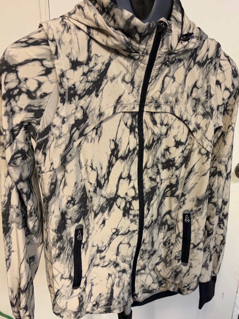 Lululemon jacket